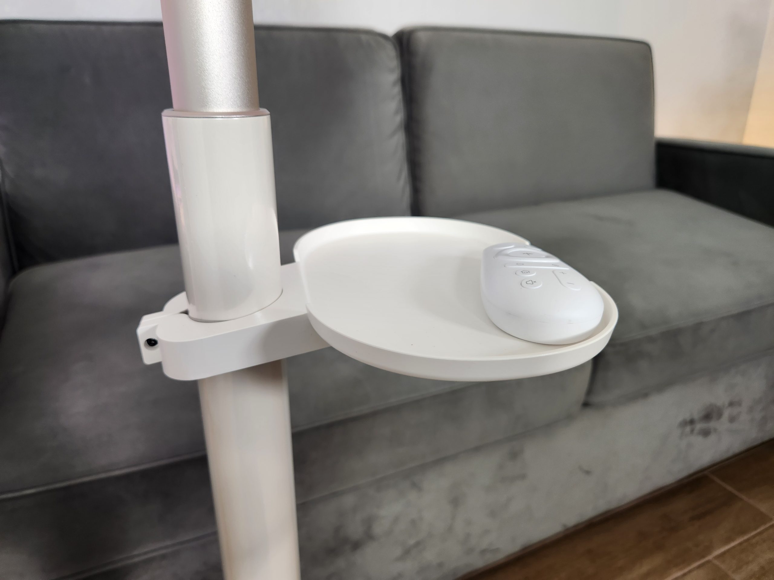 KTC MegPad 27 Review 8 KTC MegPad 27 remote